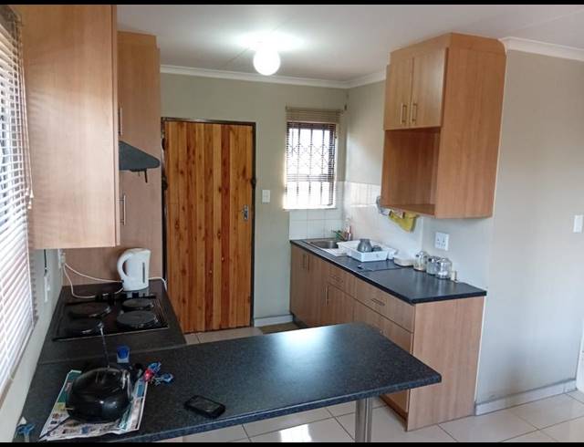 2 BEDROOM HOUSE FOR SALE IN WINDMILL PARK EXT